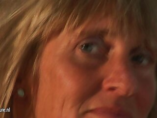 Սիրողական դեռահաս GF- ի դեմքի հսկայական ճեղքում տանը