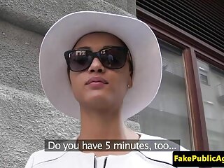 Շեկ շագանակագույն դեռահասը creampied